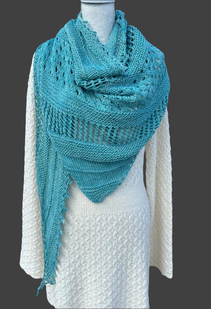 Shawl/Wrap/Lace Scarf in Turquoise